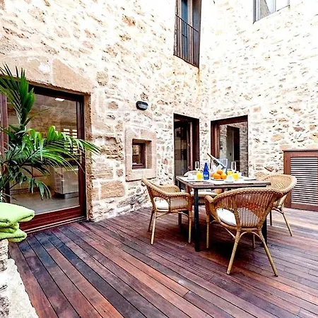 Hébergement de vacances Casa Sa Pedra, En El Centro Historico De