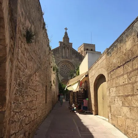 Casa Sa Pedra, En El Centro Historico De Hébergement de vacances *